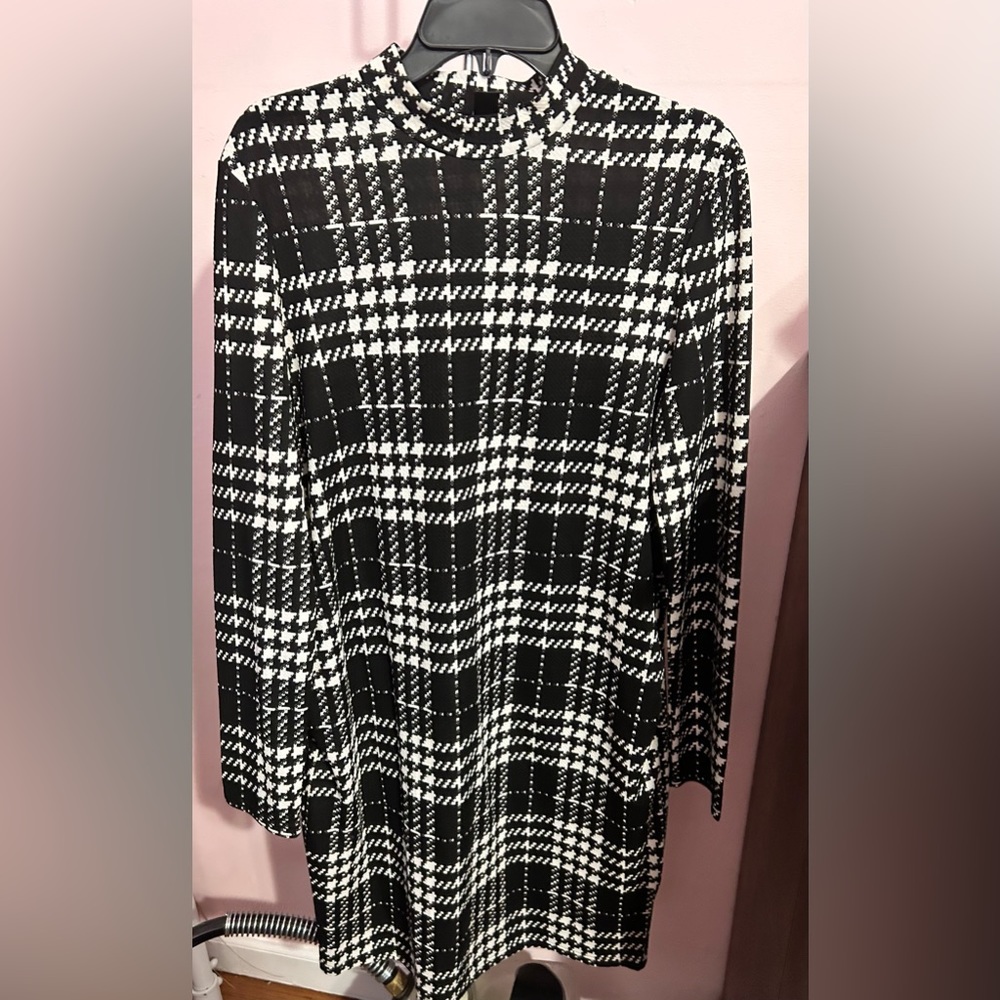Black and white print dress.